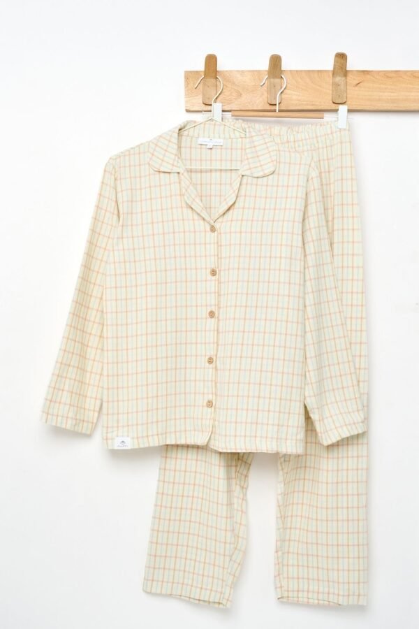 Women’s Beige Check Long-Sleeve Pajamas